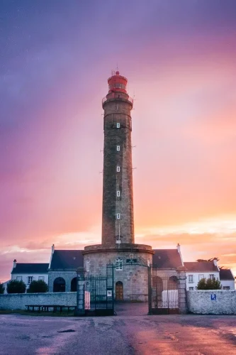 moustachesenvadrouille-sabinekley-voyage-france-belle-ile-en-mer-phare-goulphar-sunset