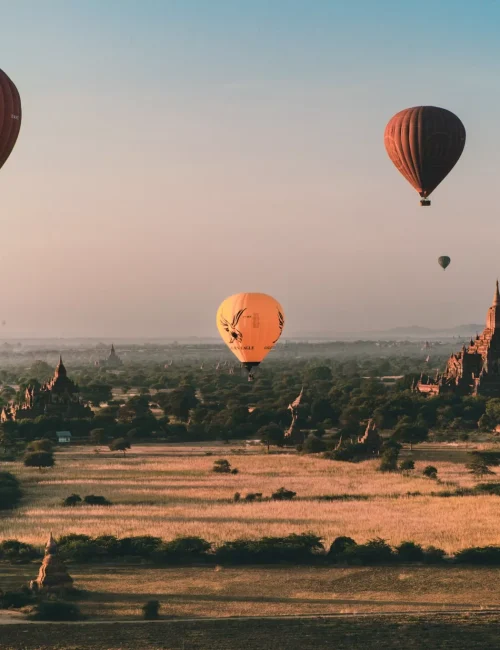 sabinekley-voyage-birmanie-myanmar-bagan-montgolfiere-balloon-over-bagan-vol